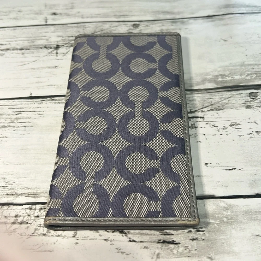 Coach Checkbook Long Wallet